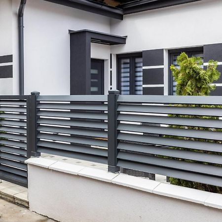 Rubikon Free Parking Apartmani Dusanovac Bagian luar foto