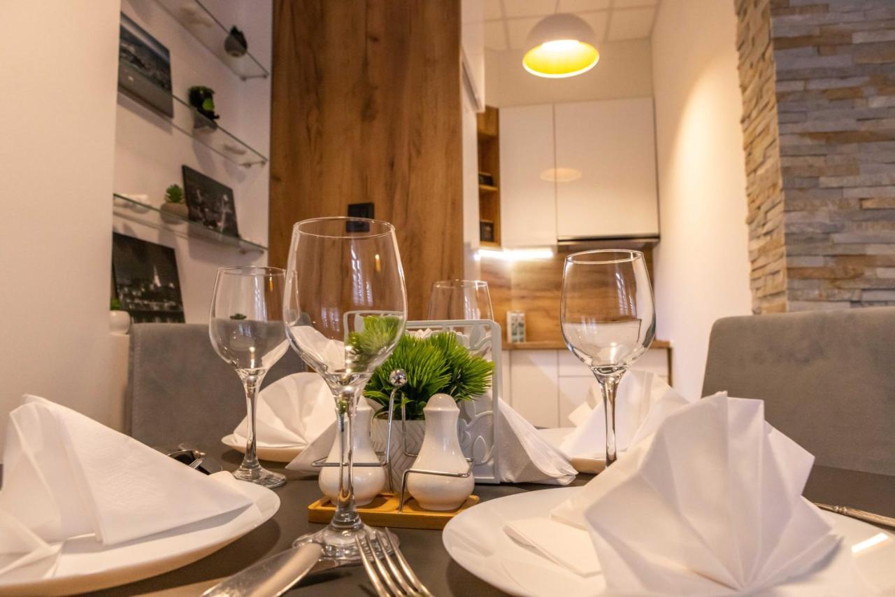 Rubikon Free Parking Apartmani Dusanovac Bagian luar foto